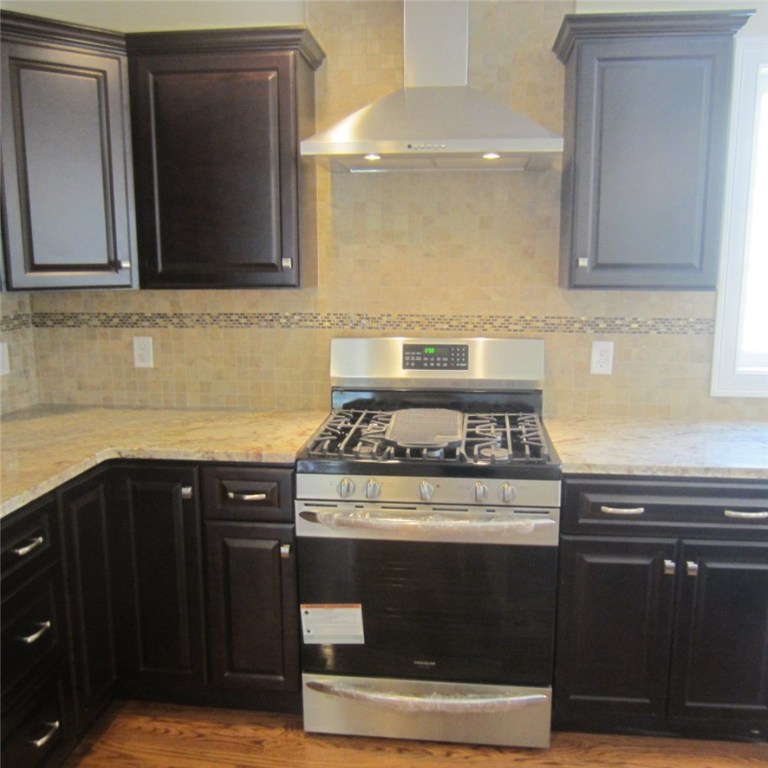 5 Hunters Road Lincoln, RI 02865 - Photo 8 of 26 Gallery Image 8