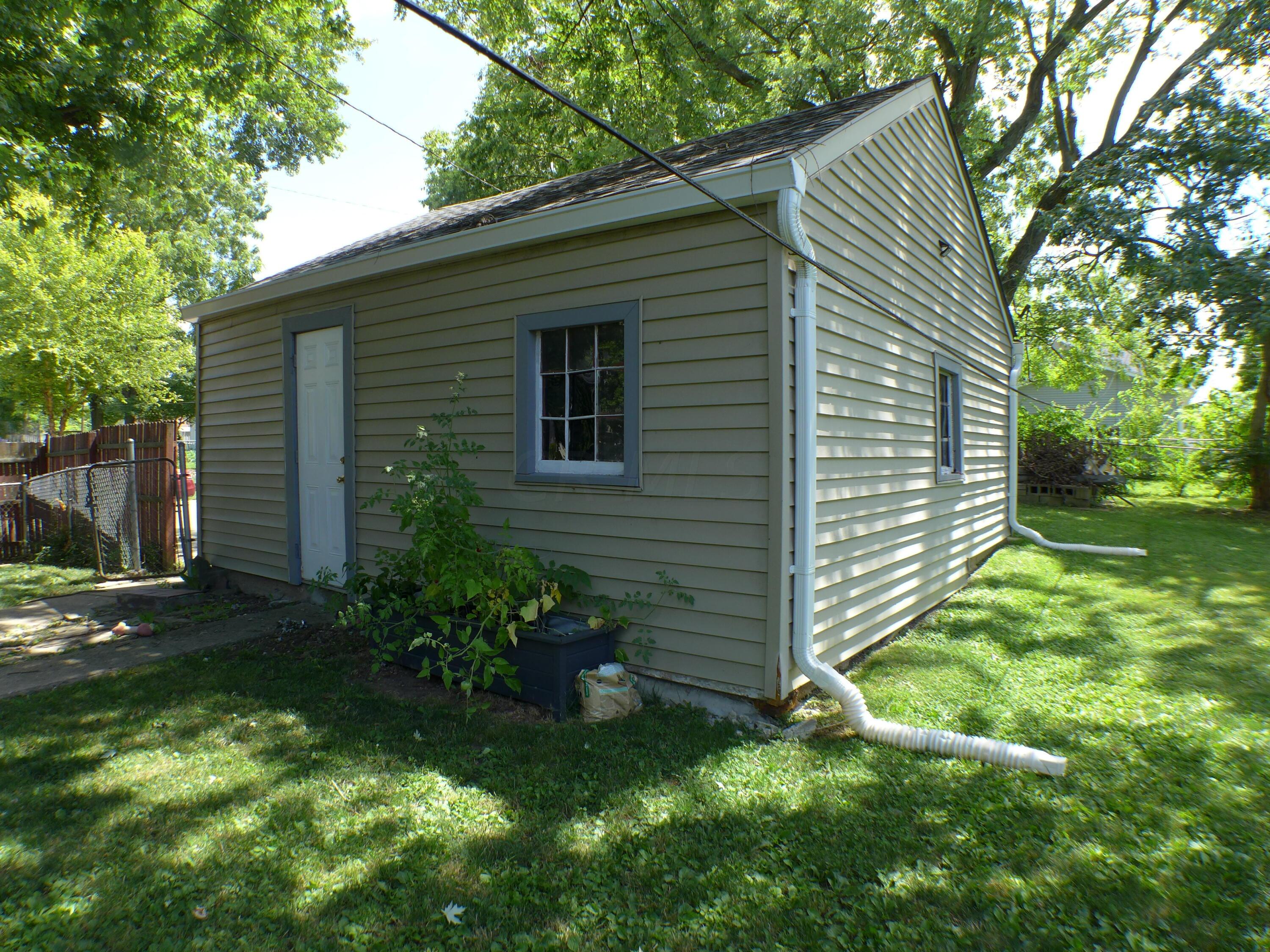 701 West 2nd Street Springfield, OH 45504 - Photo 8 of 31 P1150327