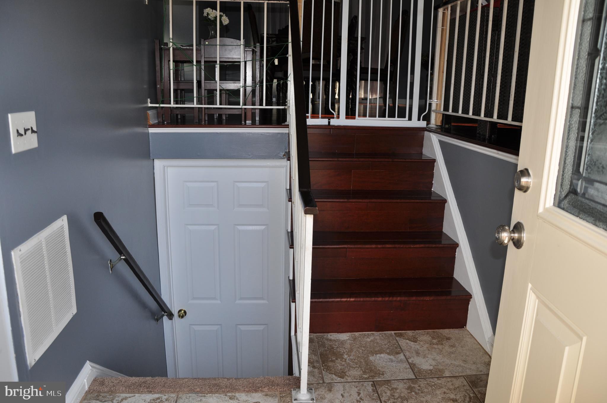 1515 Copeland Road Baltimore, MD 21228 - Photo 3 of 35