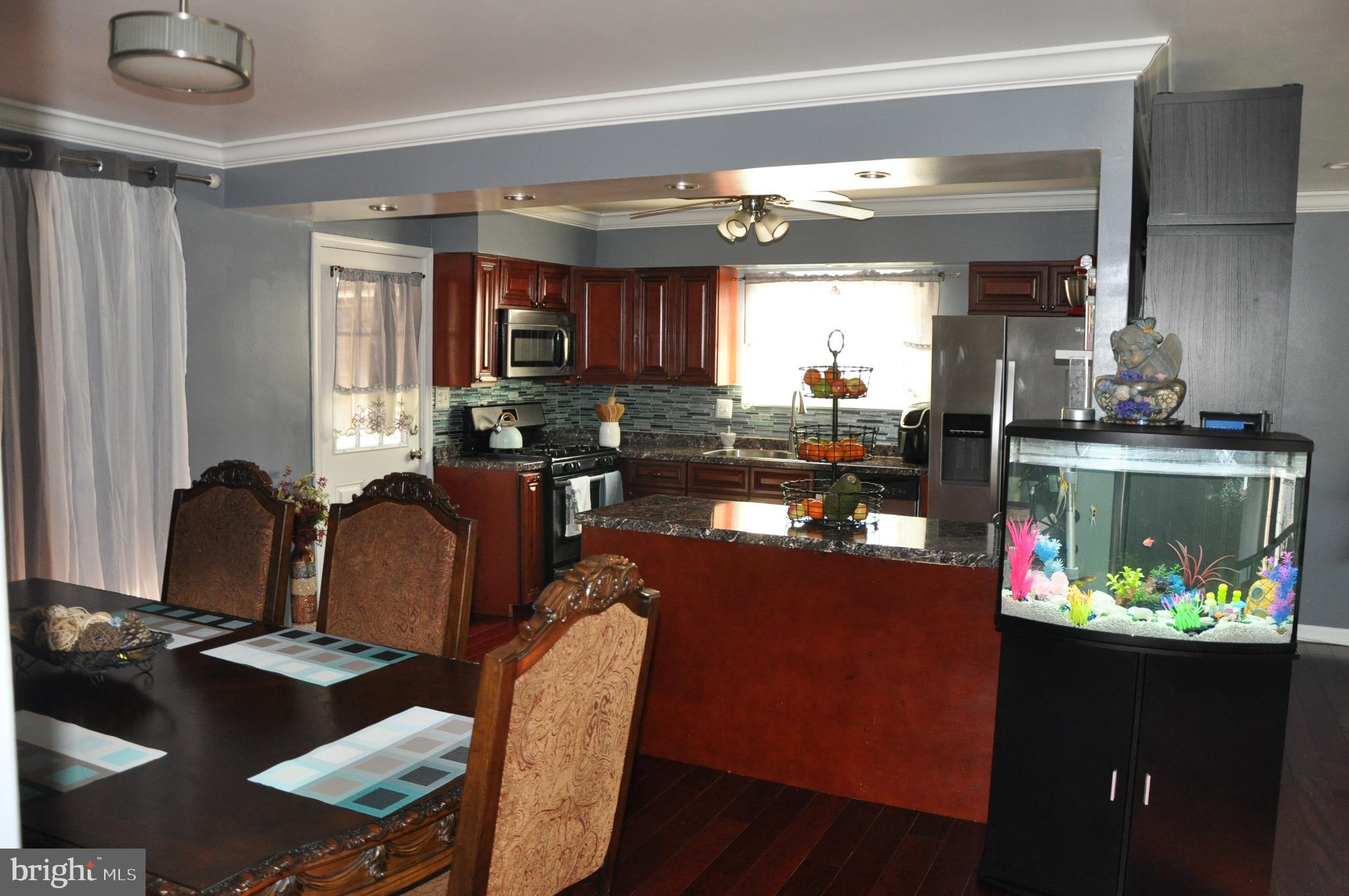 1515 Copeland Road Baltimore, MD 21228 - Photo 5 of 35