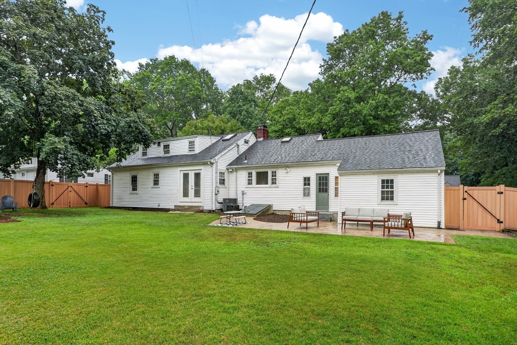 17 Pilgrim Way Walpole, MA 02032 - Photo 29 of 30 Gallery Image 29