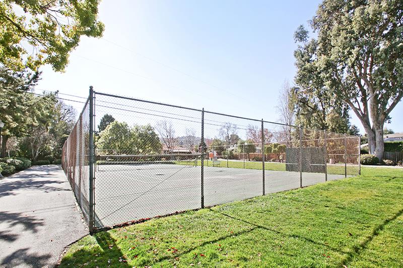 212 Briar Lane San Mateo, CA 94403 - Photo 23 of 26