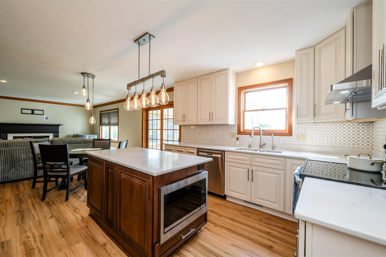 31401 Middle Crossing Road Dowagiac, MI 49047 - Photo 12 of 32