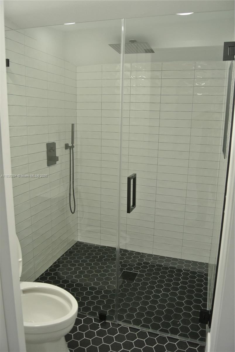 10230 Dolphin Road, Unit 1 Cutler Bay, FL 33157 - Photo 11 of 28