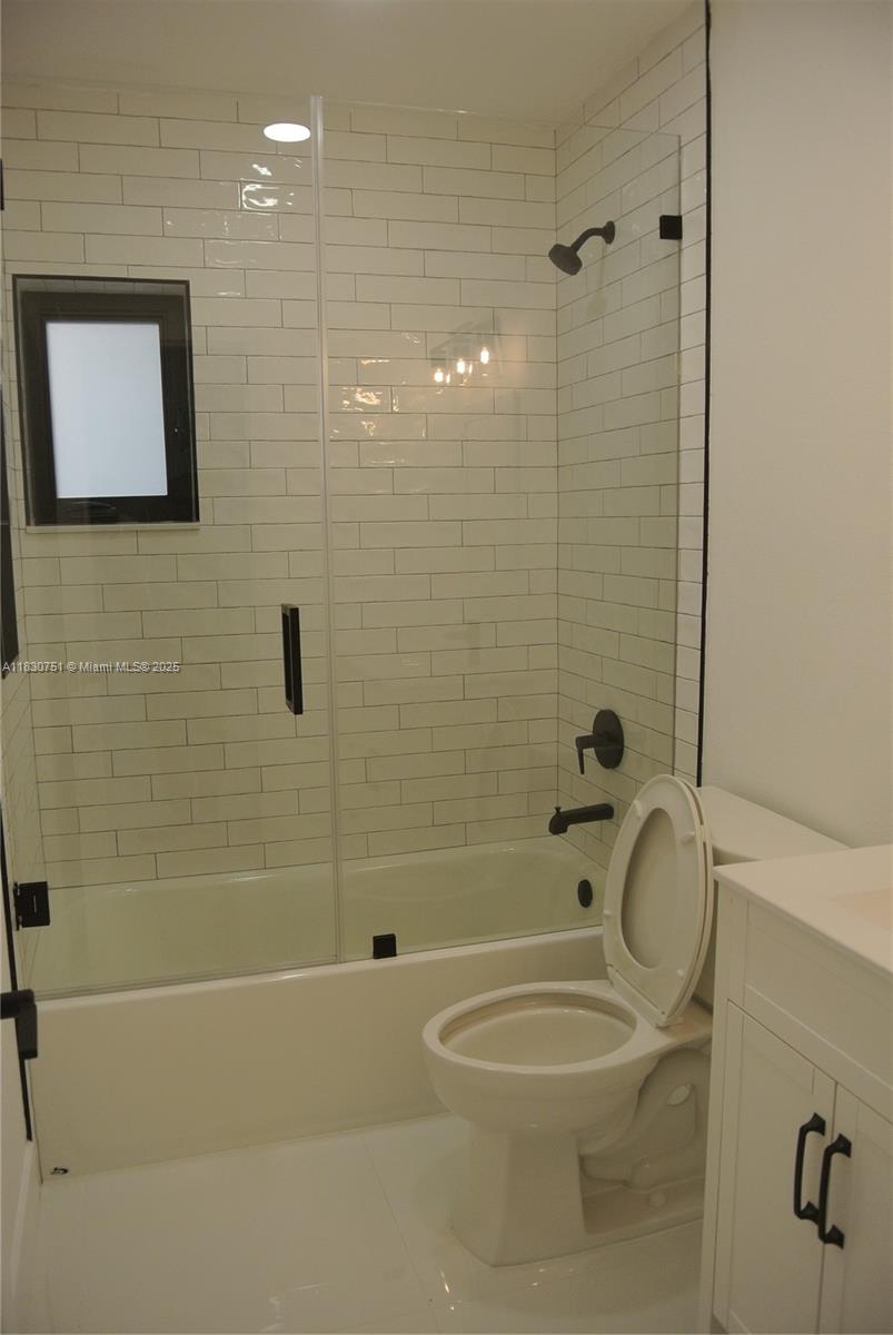 10230 Dolphin Road, Unit 1 Cutler Bay, FL 33157 - Photo 12 of 28