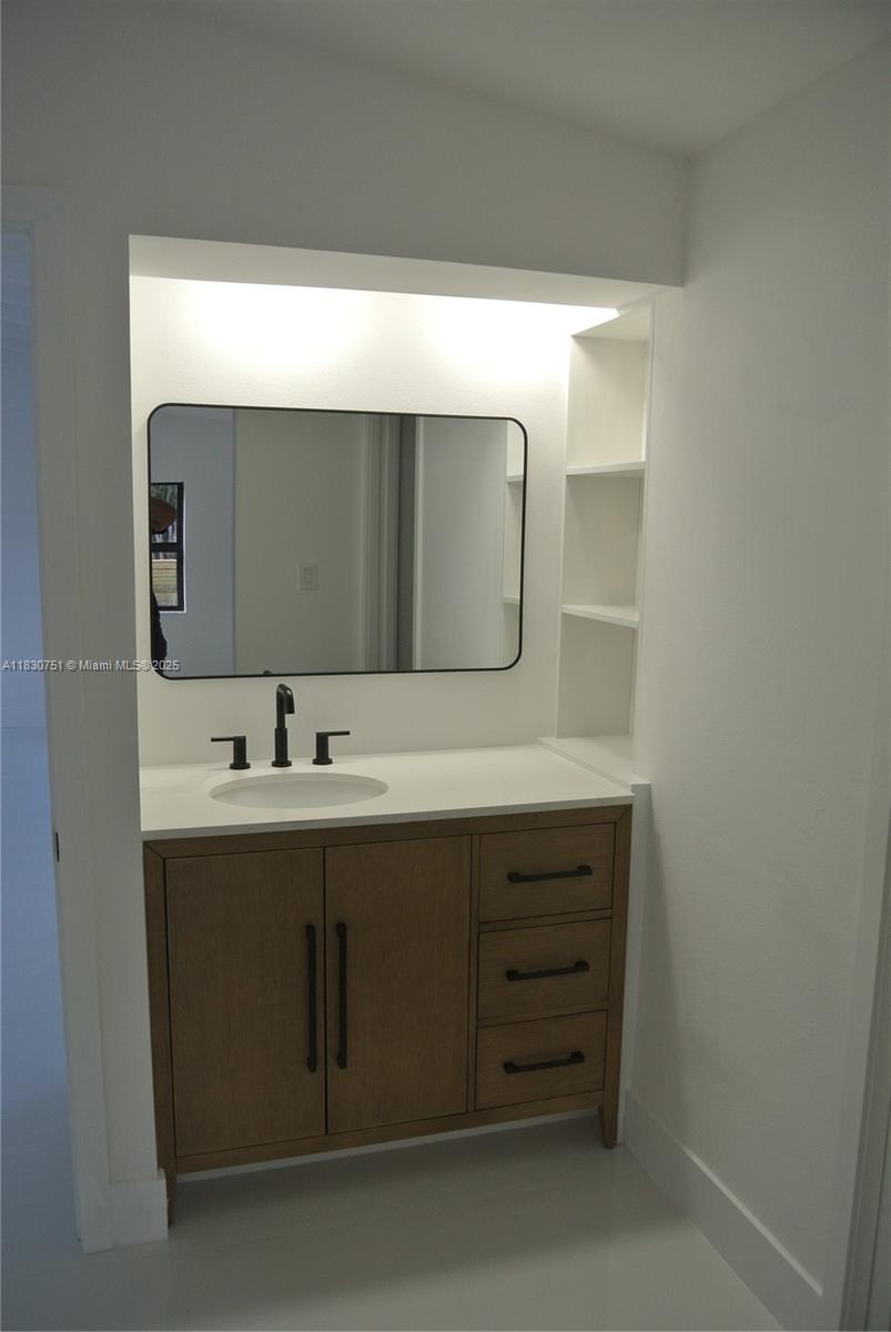 10230 Dolphin Road, Unit 1 Cutler Bay, FL 33157 - Photo 10 of 28