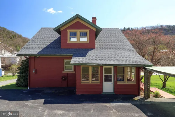 $384,900 | 1343 Penns Creek Road, Coburn, PA 16832