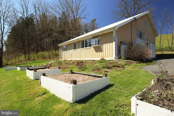 $384,900 | 1343 Penns Creek Road, Coburn, PA 16832