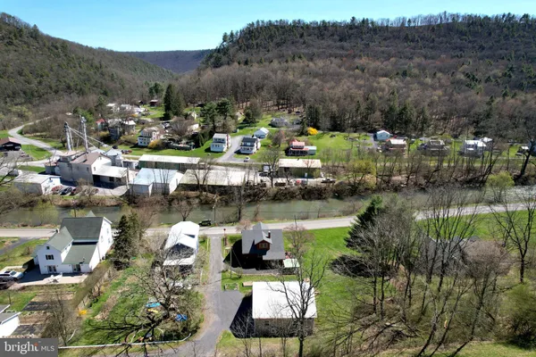 $384,900 | 1343 Penns Creek Road, Coburn, PA 16832