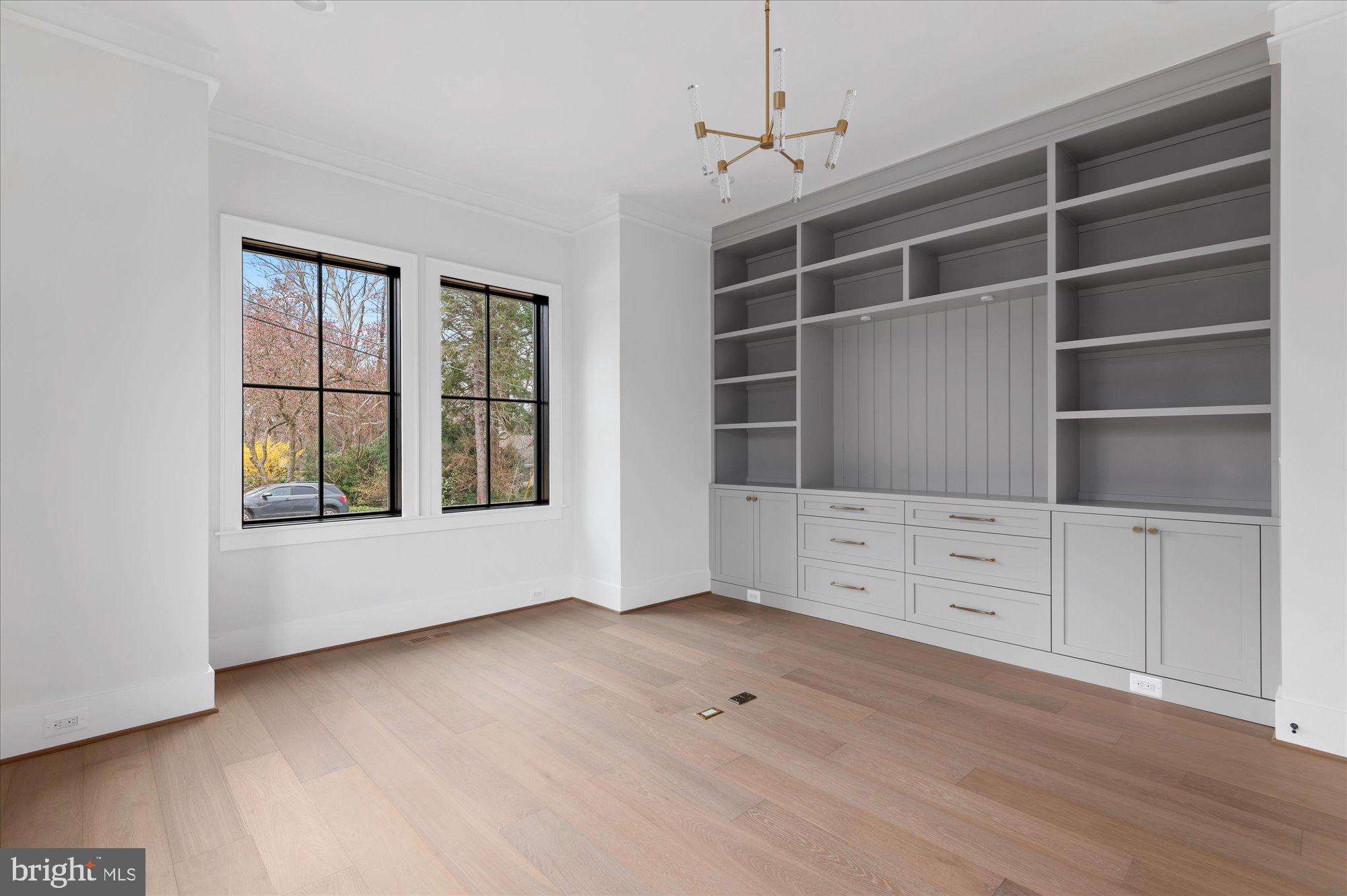 1408 Kurtz Road McLean, VA 22101 - Photo 12 of 40 Gallery Image 12