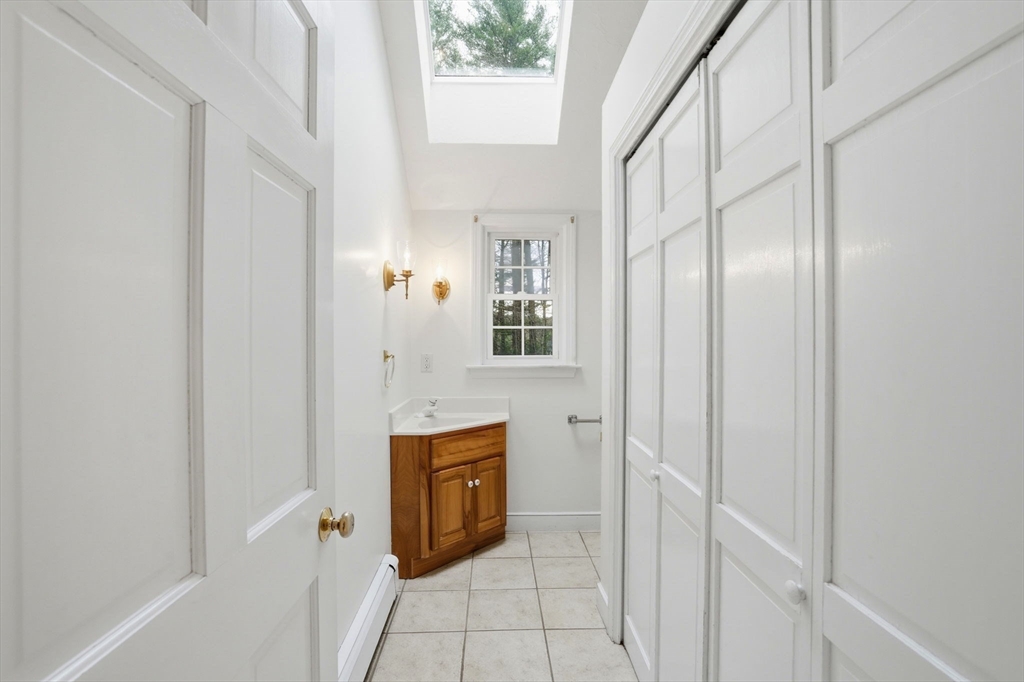 153 Buckboard Road Duxbury, MA 02332 - Photo 8 of 38 Gallery Image 8