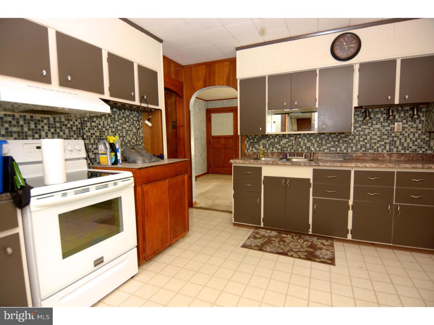 1707 Ramich Road Temple, PA 19560 - Photo 6 of 23