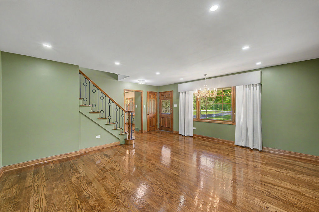 24364 Volbrecht Road Crete, IL 60417 - Photo 8 of 50