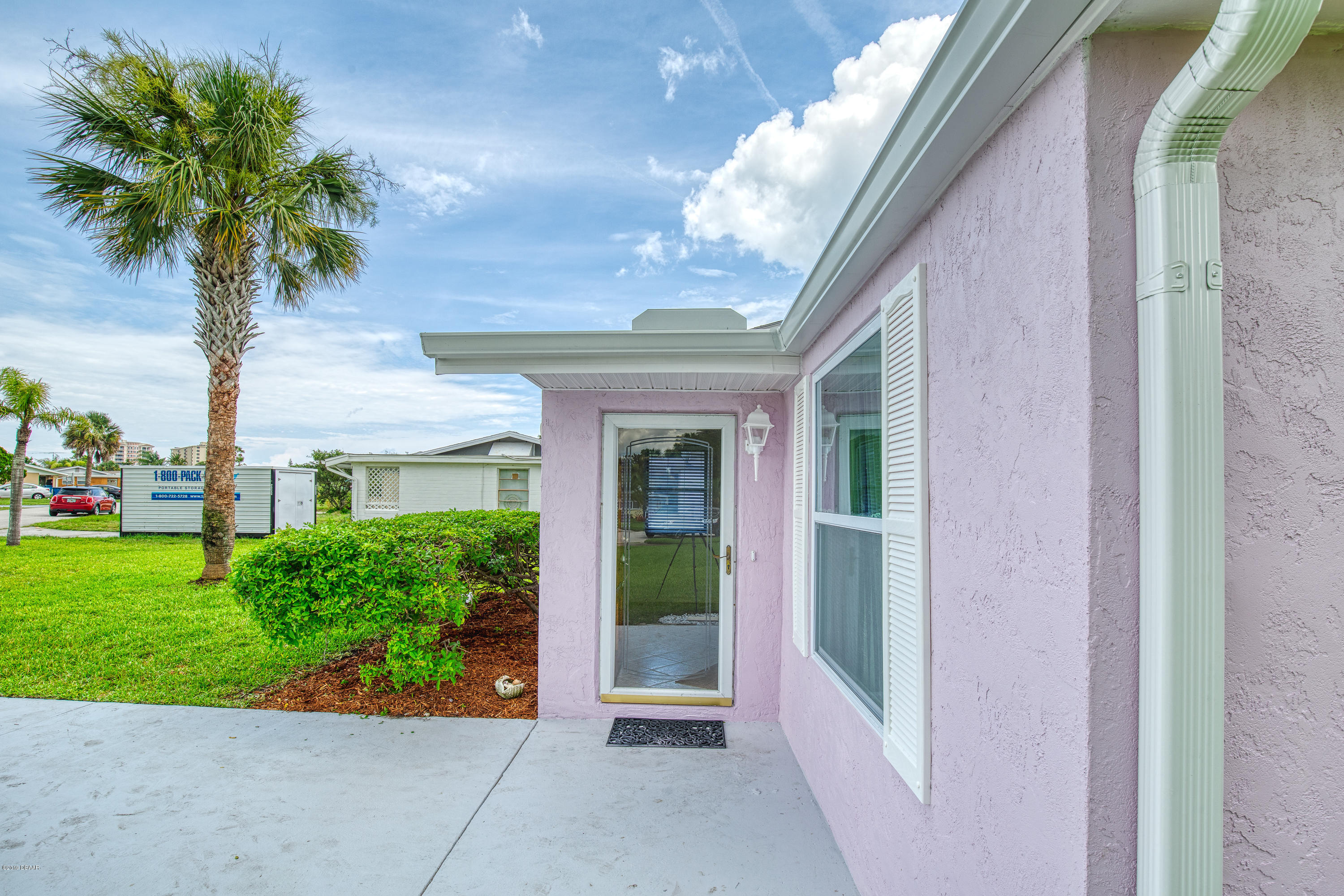 52 Palm Drive Ormond Beach, FL 32176 - Photo 4 of 33 52PalmDrive-8