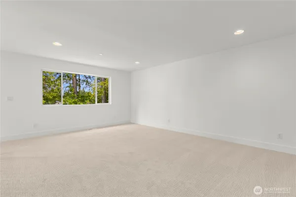 $1,099,950 | 21005 67th St Court East, Bonney Lake, WA 98391