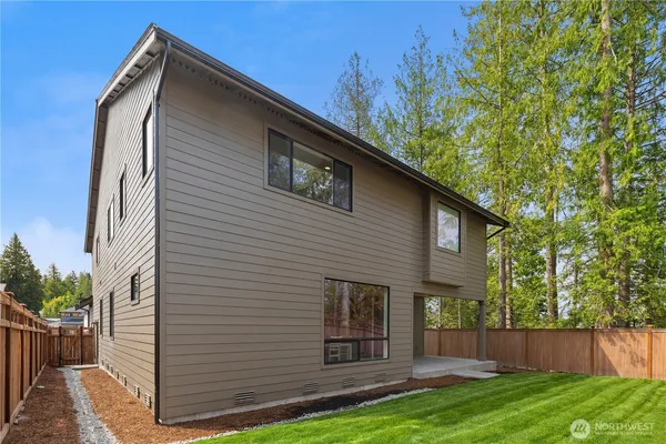 $1,099,950 | 21005 67th St Court East, Bonney Lake, WA 98391