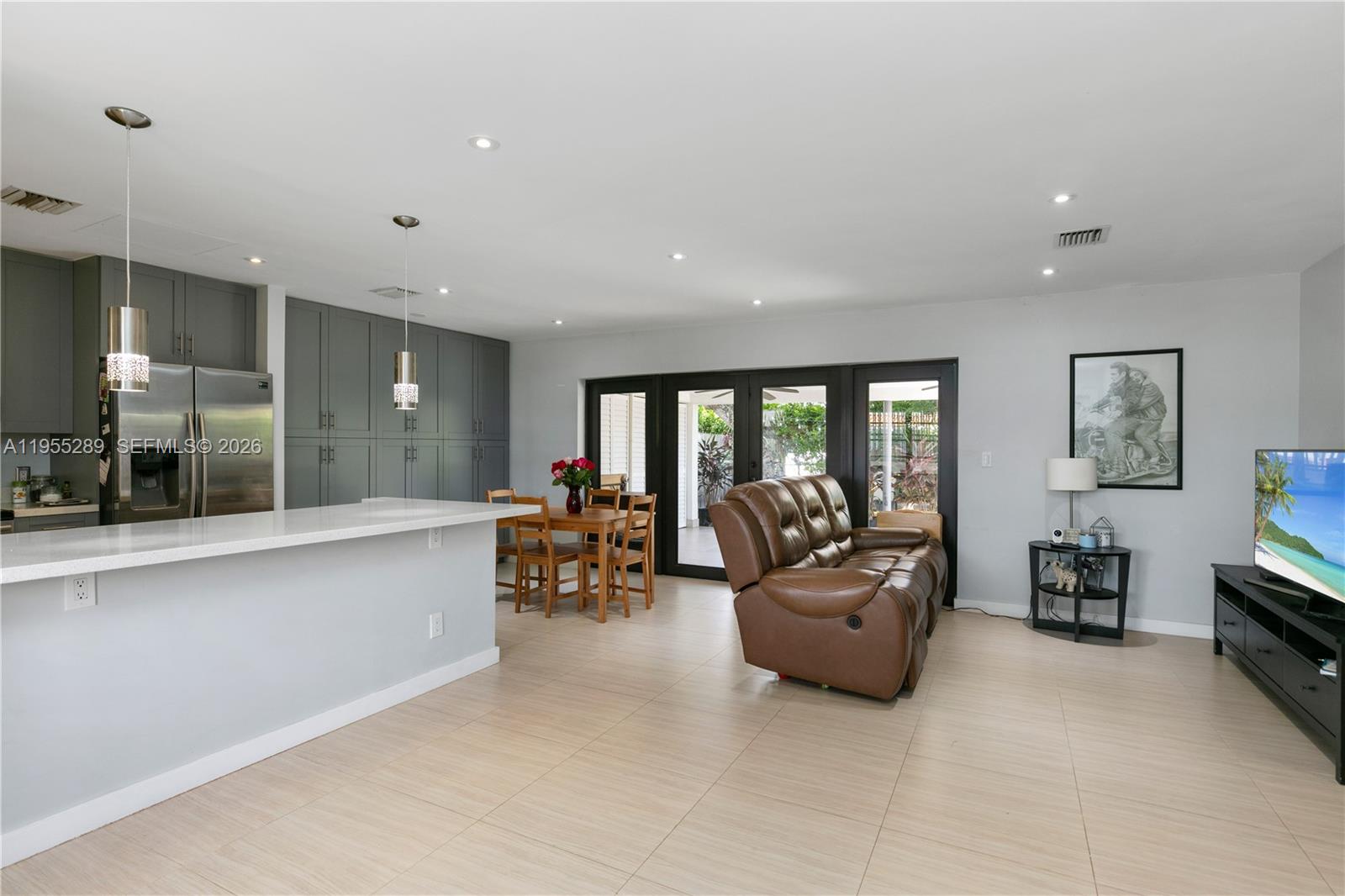 9981 Southwest 13th Terrace Miami, FL 33174 - Photo 7 of 23