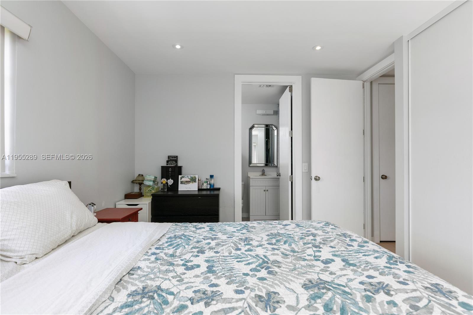 9981 Southwest 13th Terrace Miami, FL 33174 - Photo 9 of 23 Master