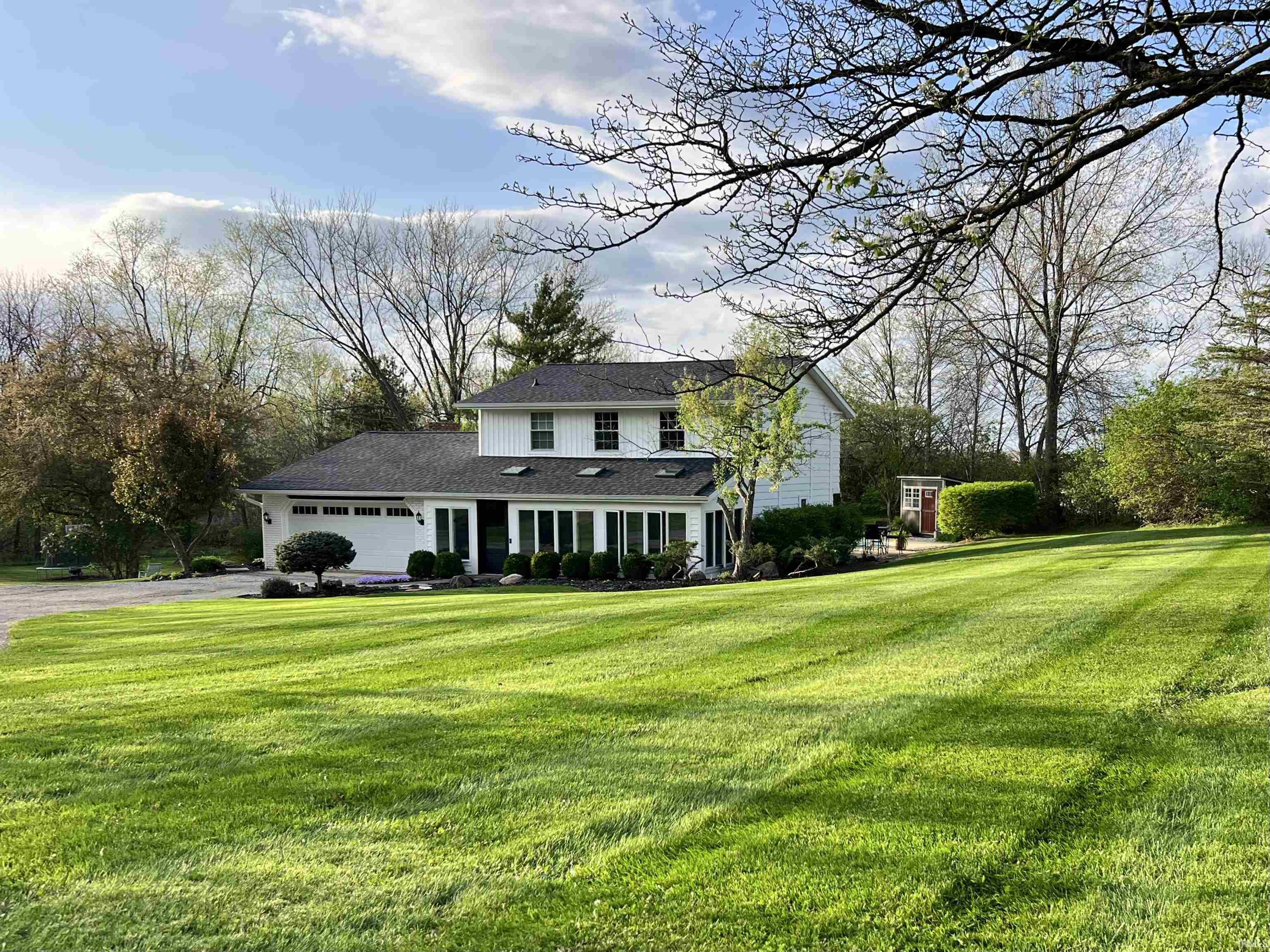 12103 Ernst Road Roanoke, IN 46783 - Photo 1 of 33 Gallery Image 1