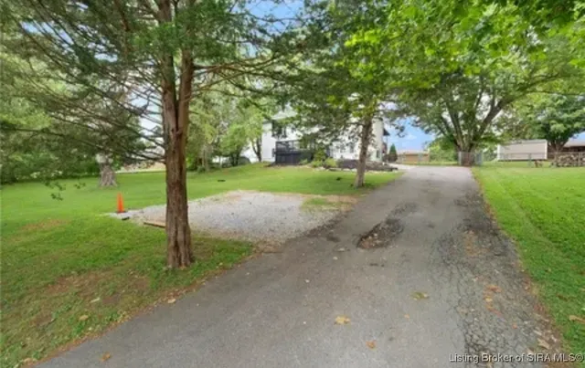 $225,000 | 9180 Robin Road, Georgetown, IN 47122