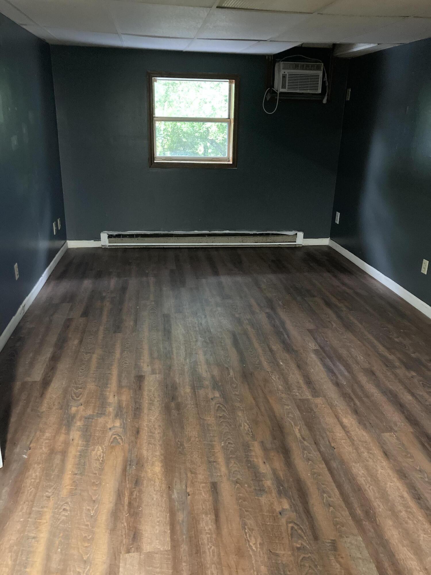 1112 King Springs Road Johnson City, TN 37601 - Photo 5 of 11 BFDA3158-06DB-4DAD-BA9D-913033DE3C9F