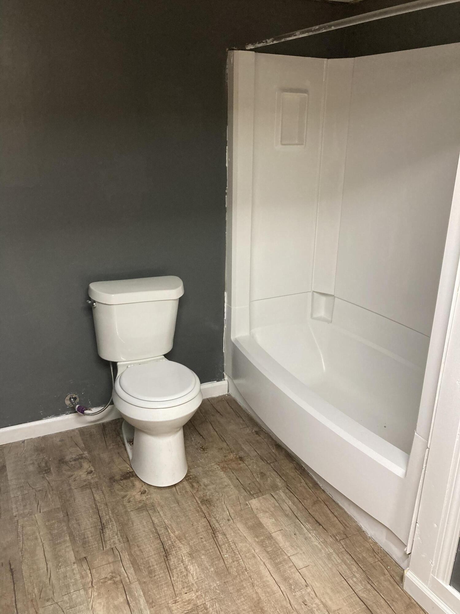 1112 King Springs Road Johnson City, TN 37601 - Photo 6 of 11 5C59A940-4E7E-45B5-98F5-95EFF09597AA