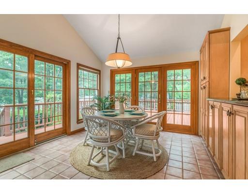 22 Melch Road Lynnfield, MA 01940 - Photo 11 of 29 Gallery Image 11