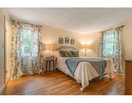 22 Melch Road Lynnfield, MA 01940 - Photo 18 of 29 Gallery Image 18
