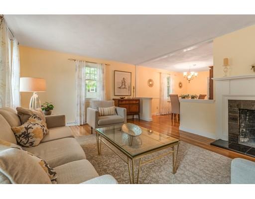 22 Melch Road Lynnfield, MA 01940 - Photo 5 of 29 Gallery Image 5