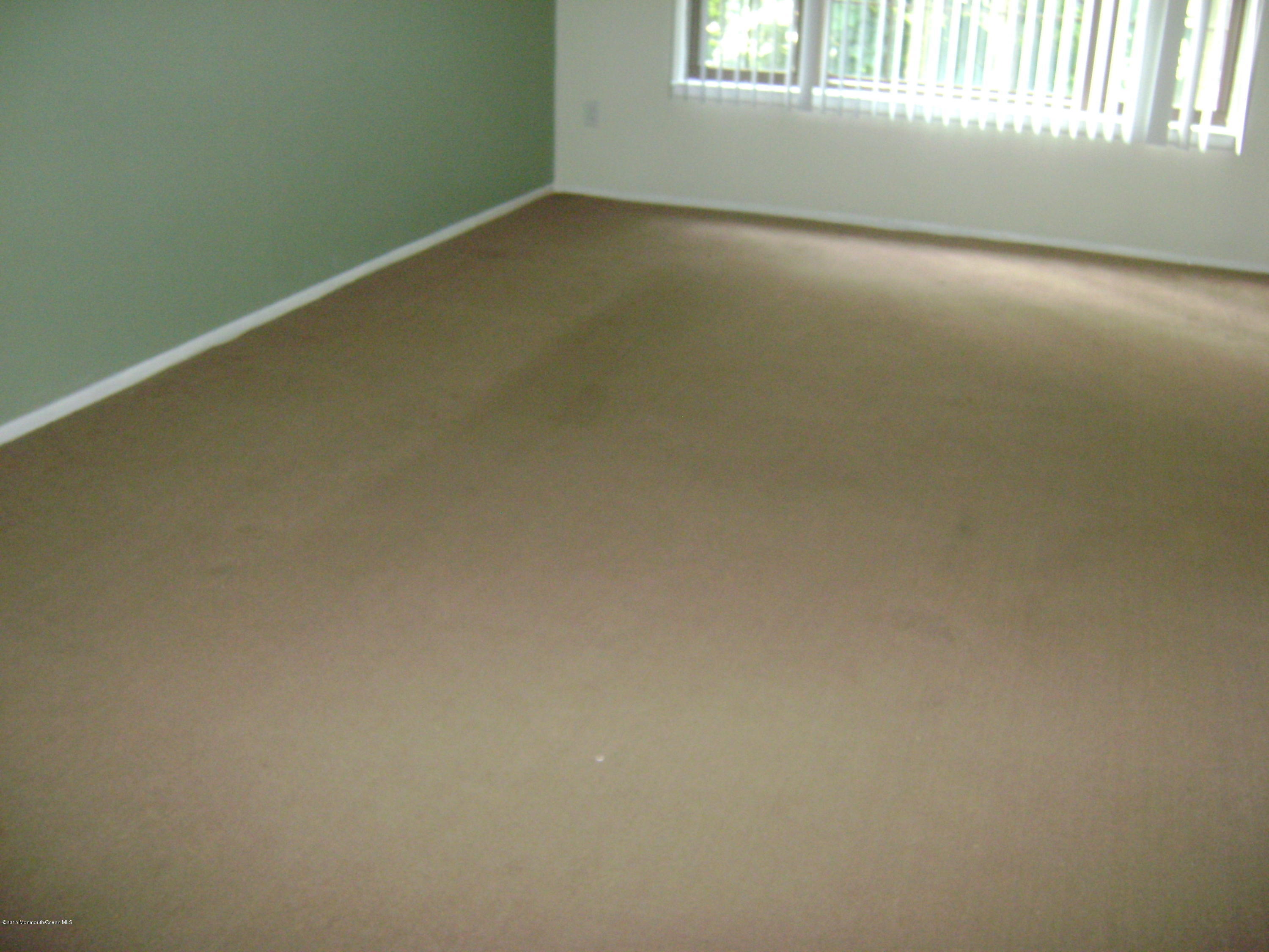 200 Portland Road, Unit D12 Rumson, NJ 07760 - Photo 6 of 14 DSC00769
