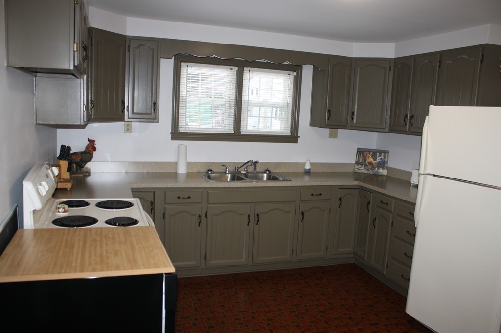 136 Bearsden Road Athol, MA 01331 - Photo 3 of 18 Gallery Image 3
