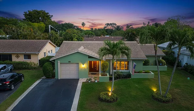 $564,900 | 2531 Northwest 98th Way, Coral Springs, FL 33065