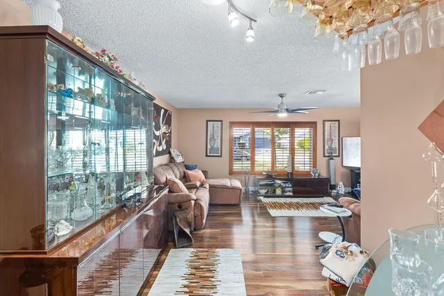 $564,900 | 2531 Northwest 98th Way, Coral Springs, FL 33065