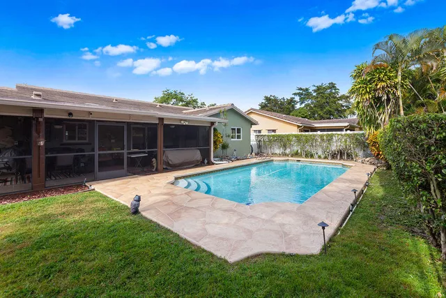 $564,900 | 2531 Northwest 98th Way, Coral Springs, FL 33065