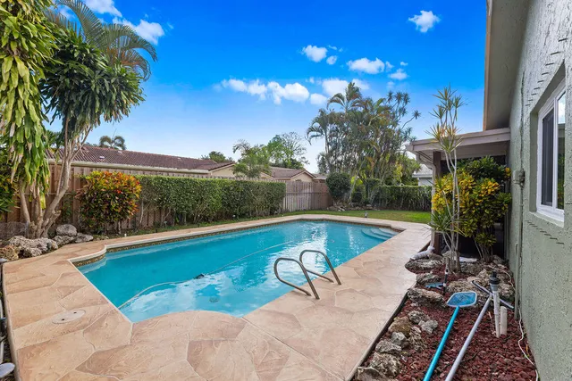 $564,900 | 2531 Northwest 98th Way, Coral Springs, FL 33065