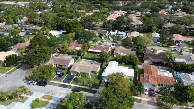 $564,900 | 2531 Northwest 98th Way, Coral Springs, FL 33065