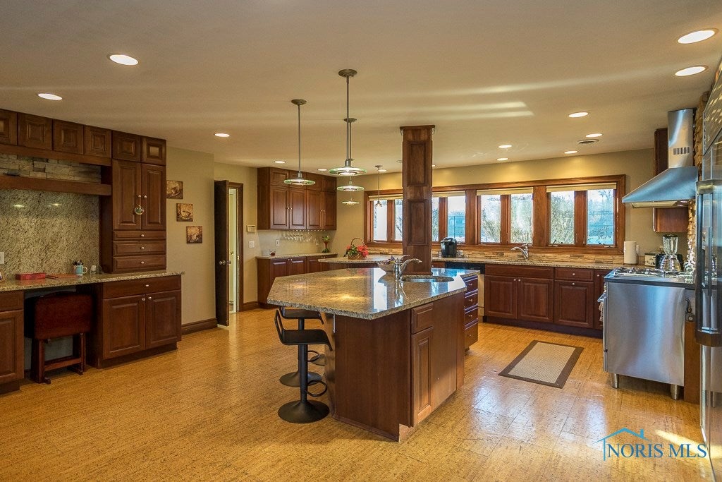 4316 Sheraton Road Toledo, OH 43615 - Photo 9 of 28 Gallery Image 9