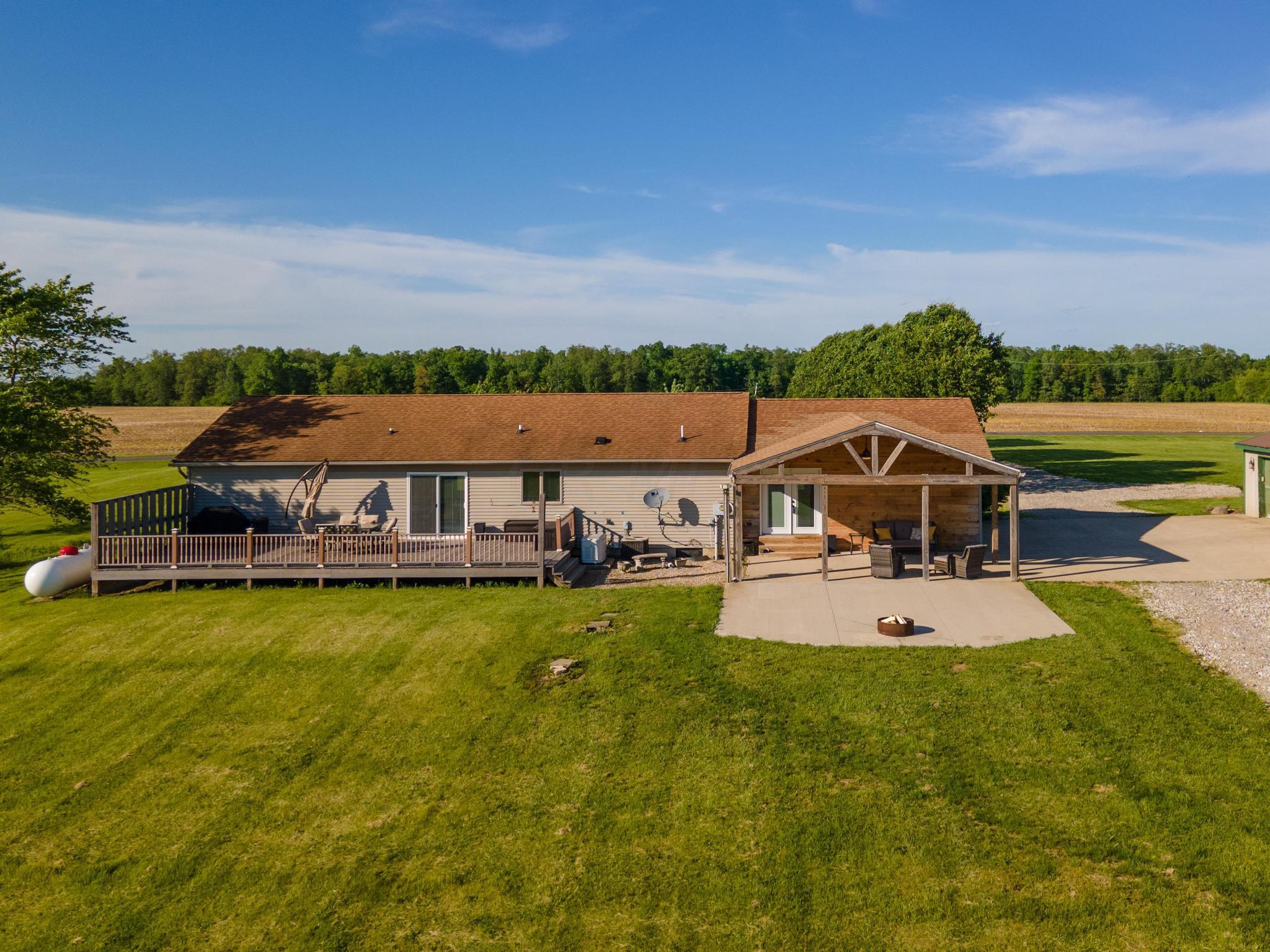 19849 London Road Circleville, OH 43113 - Photo 54 of 71 19849 London Road Drone 9