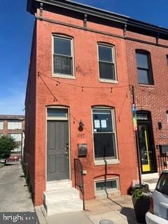 917 North Port Street Baltimore, MD 21205 - Photo 1 of 14 a building view with a outdoor space