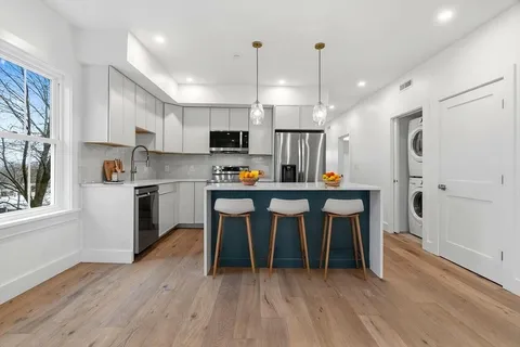 $1,150,000 | 79 R Sheridan Street, Unit 2, Boston, MA 02130