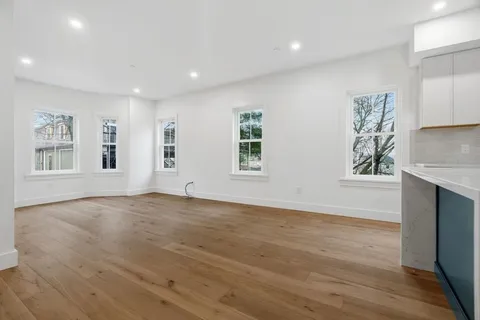 $1,150,000 | 79 R Sheridan Street, Unit 2, Boston, MA 02130