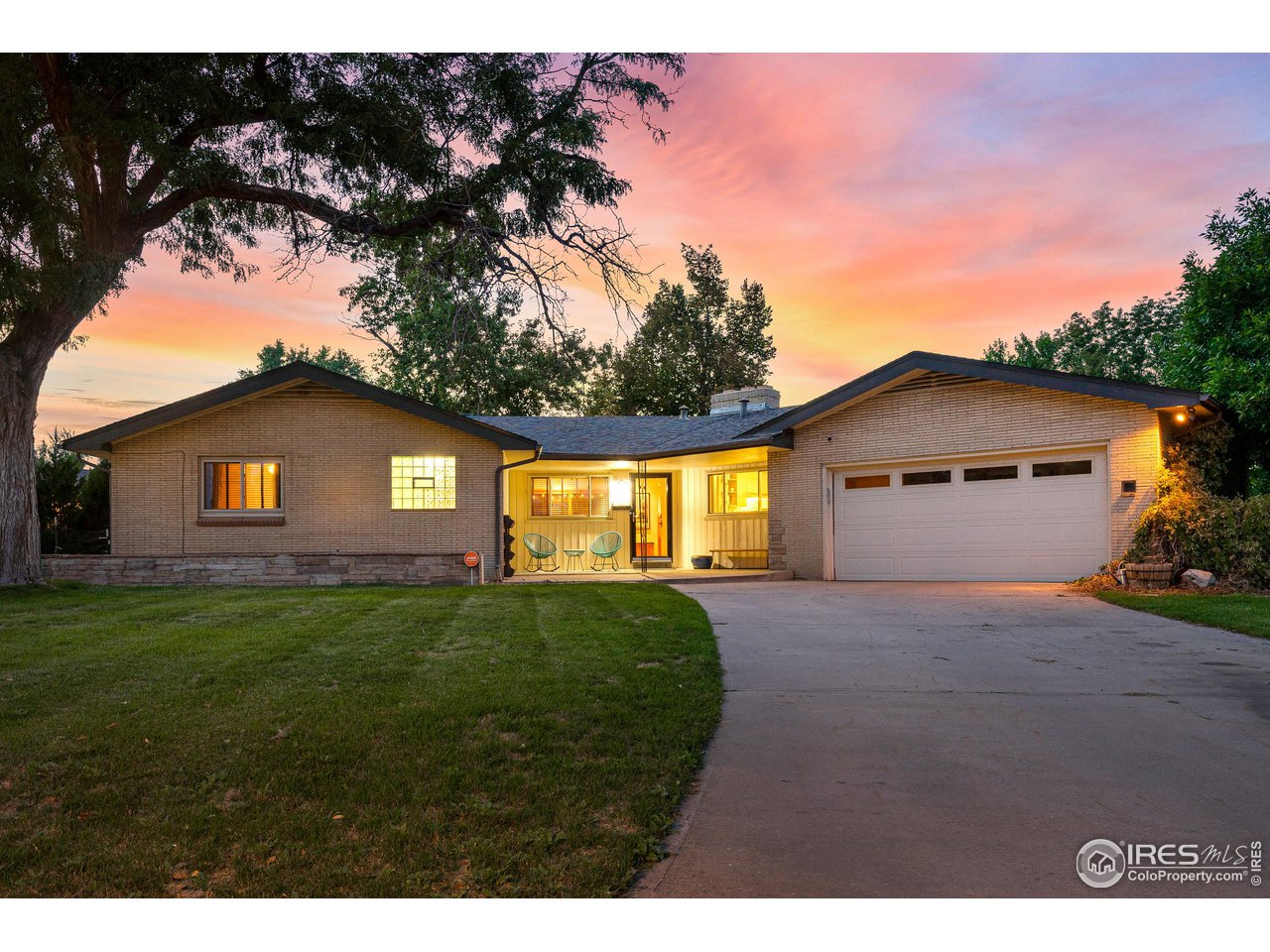 3863 Allison Circle Wheat Ridge, CO 80033 - Photo 3 of 38 Gallery Image 3