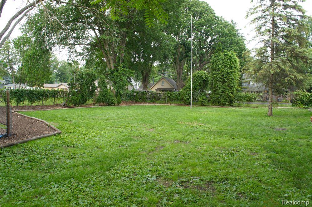 3322 Emmons Avenue Rochester Hills, MI 48307 - Photo 37 of 51