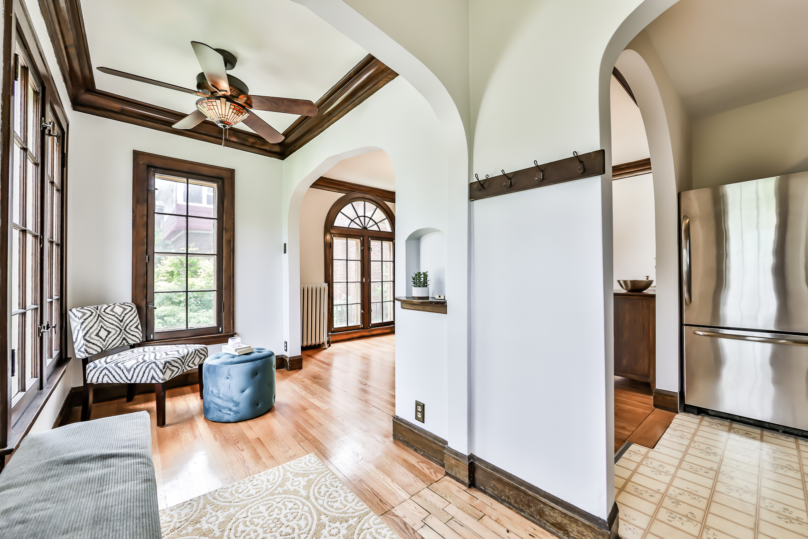 359 Bartram Road Riverside, IL 60546 - Photo 8 of 23