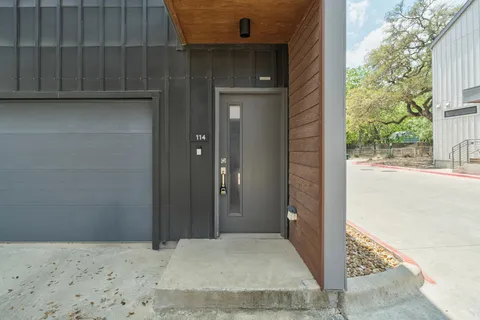 a view of entryway door