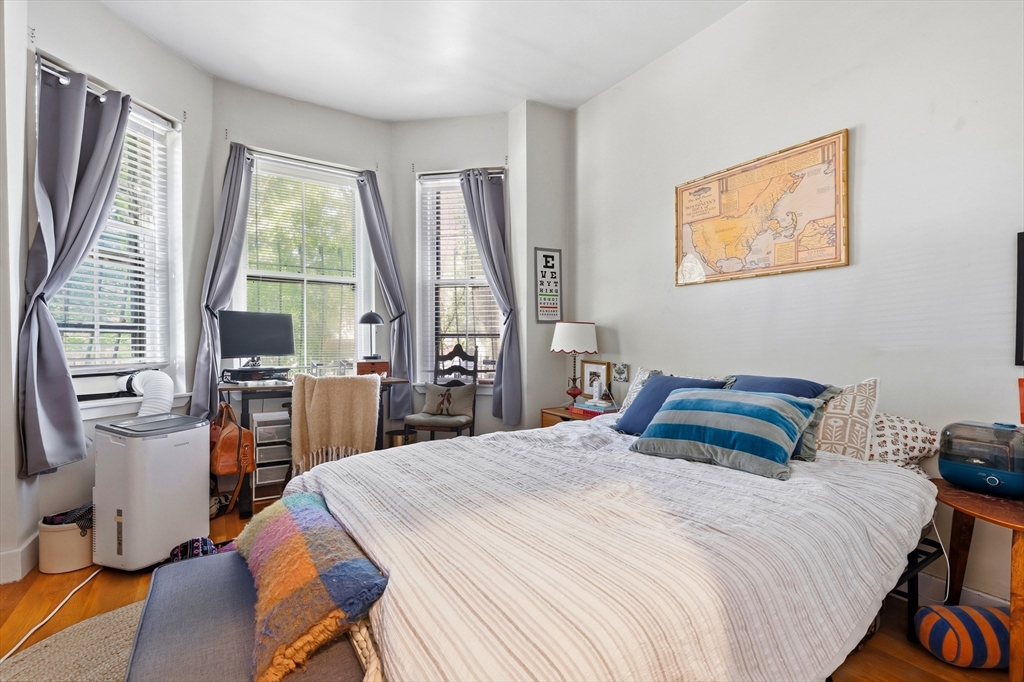45 Rutland Street, Unit 2 Boston, MA 02118 - Photo 4 of 14