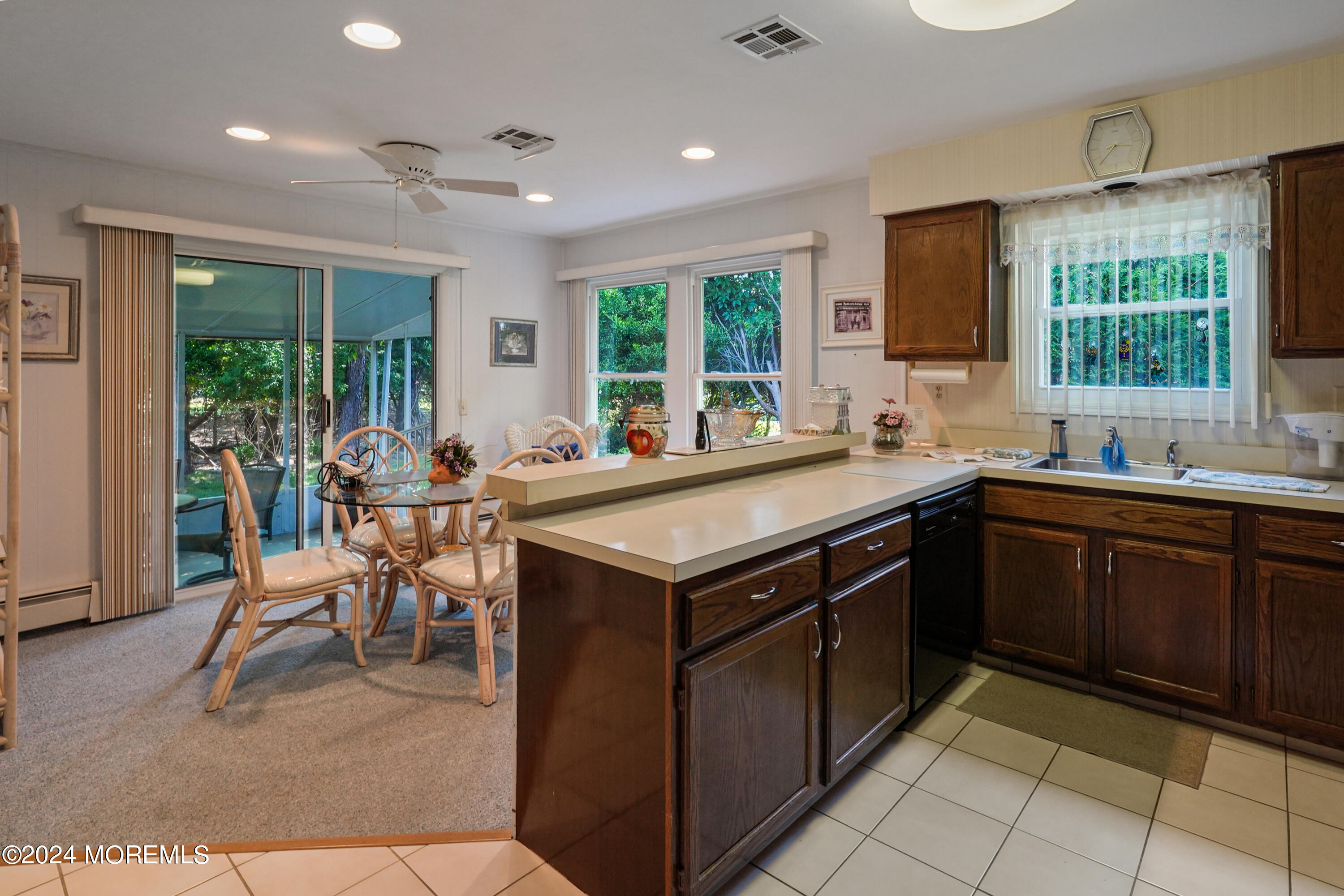 21 Tapola Road Toms River, NJ 08757 - Photo 12 of 29 DSC00906