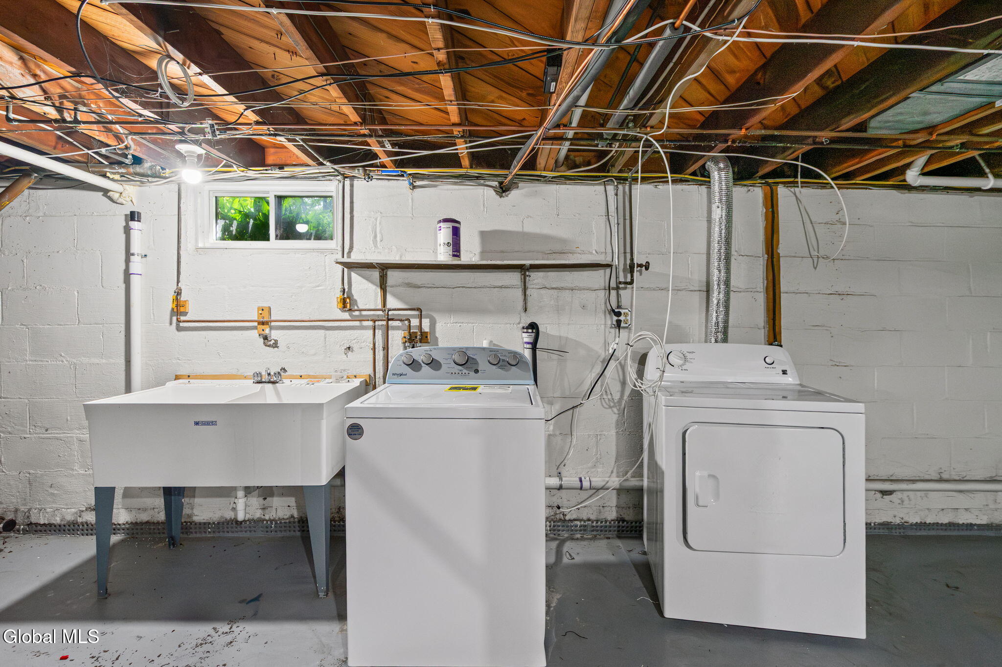 1246 Sumner Avenue Schenectady, NY 12309 - Photo 27 of 37 24-web-or-mls-1246-sumner-ave