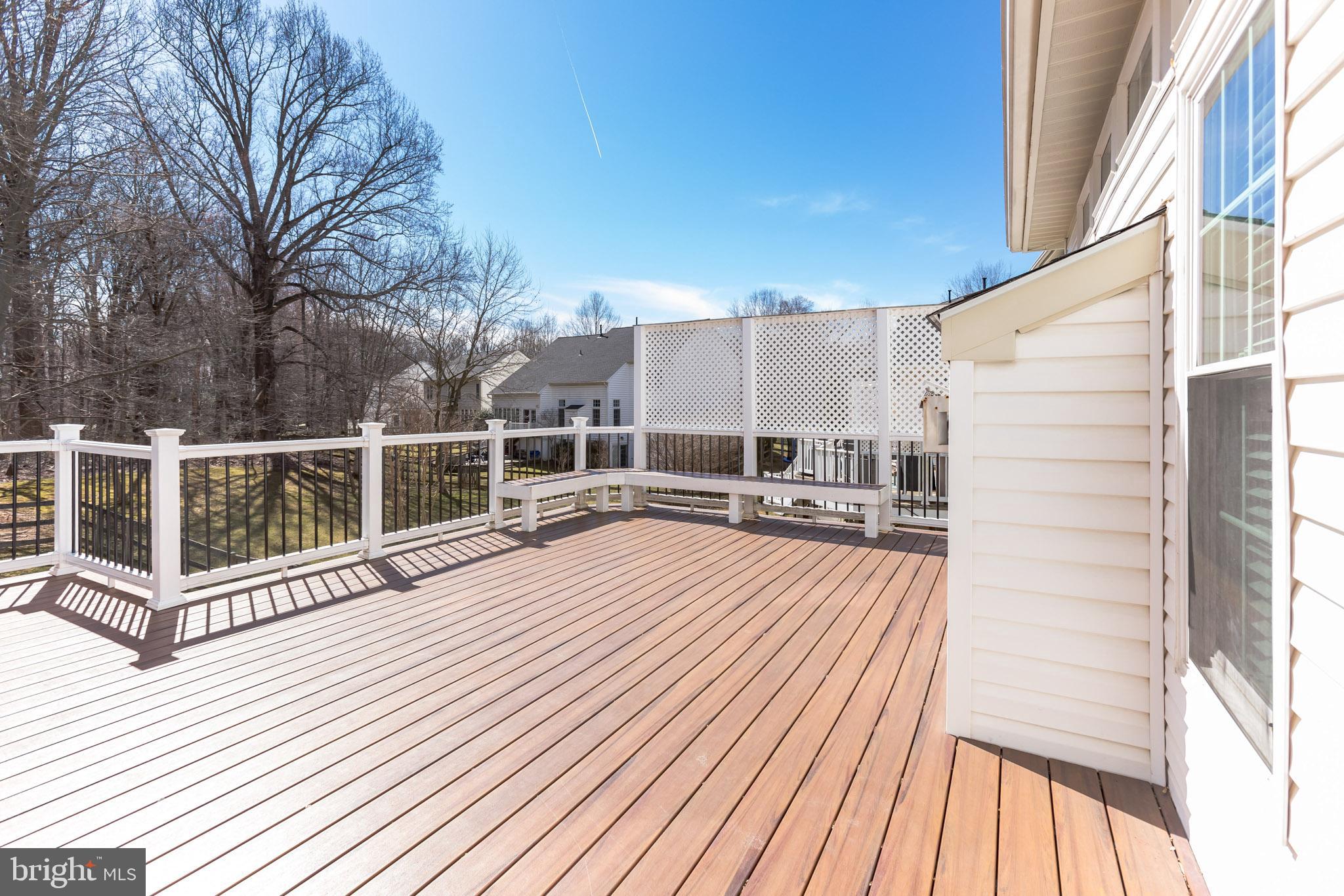 18715 Olney Mill Road Olney, MD 20832 - Photo 17 of 50 Deck