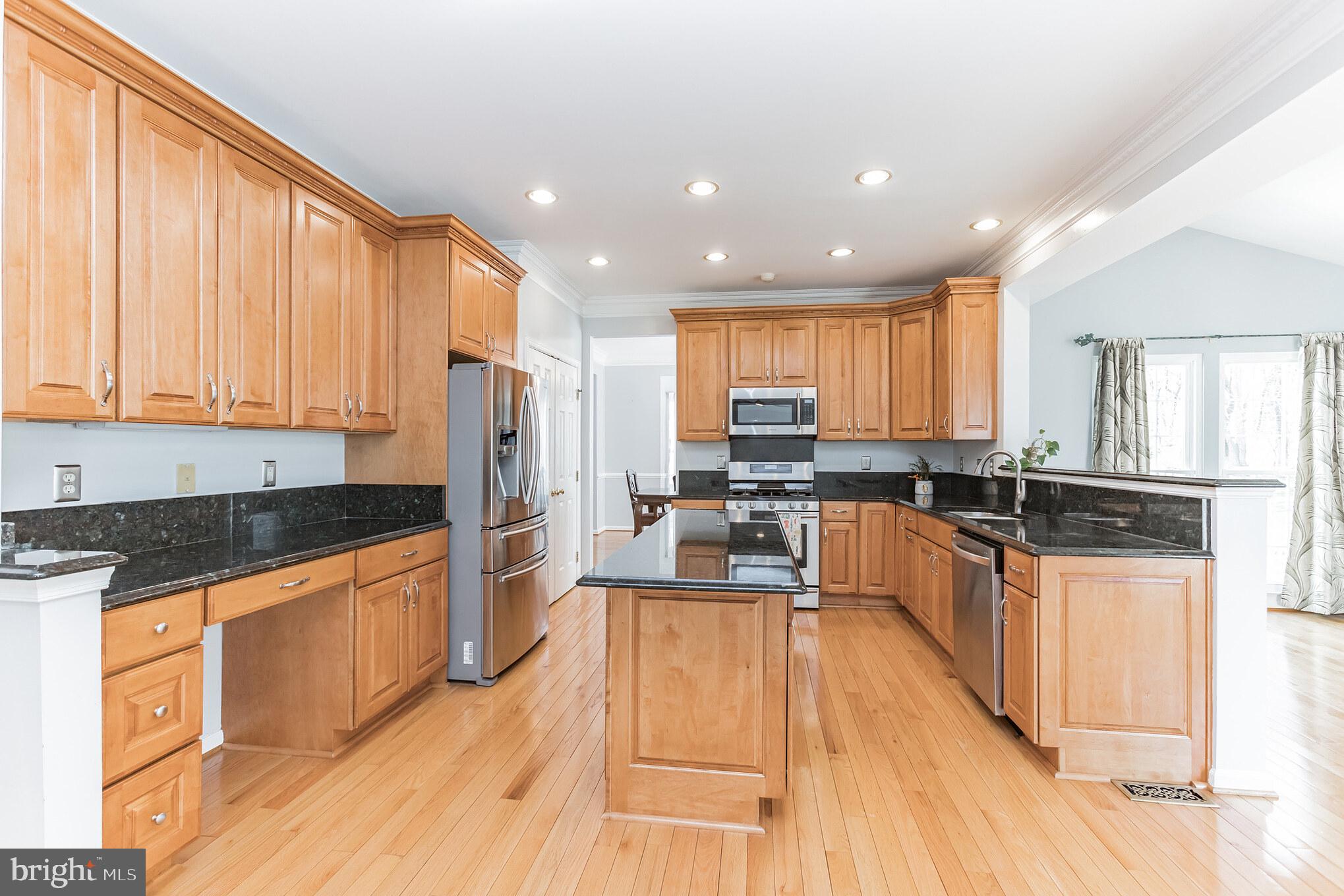 18715 Olney Mill Road Olney, MD 20832 - Photo 10 of 50 Kitchen